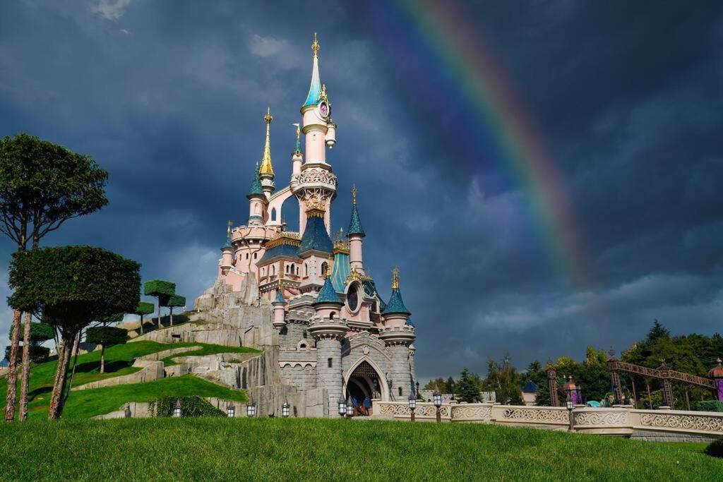 Appartement Chic 5 Min Disneyland/Vallee Village 塞里斯 外观 照片