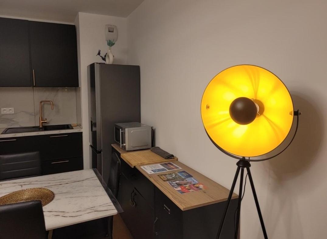 Appartement Chic 5 Min Disneyland/Vallee Village 塞里斯 外观 照片